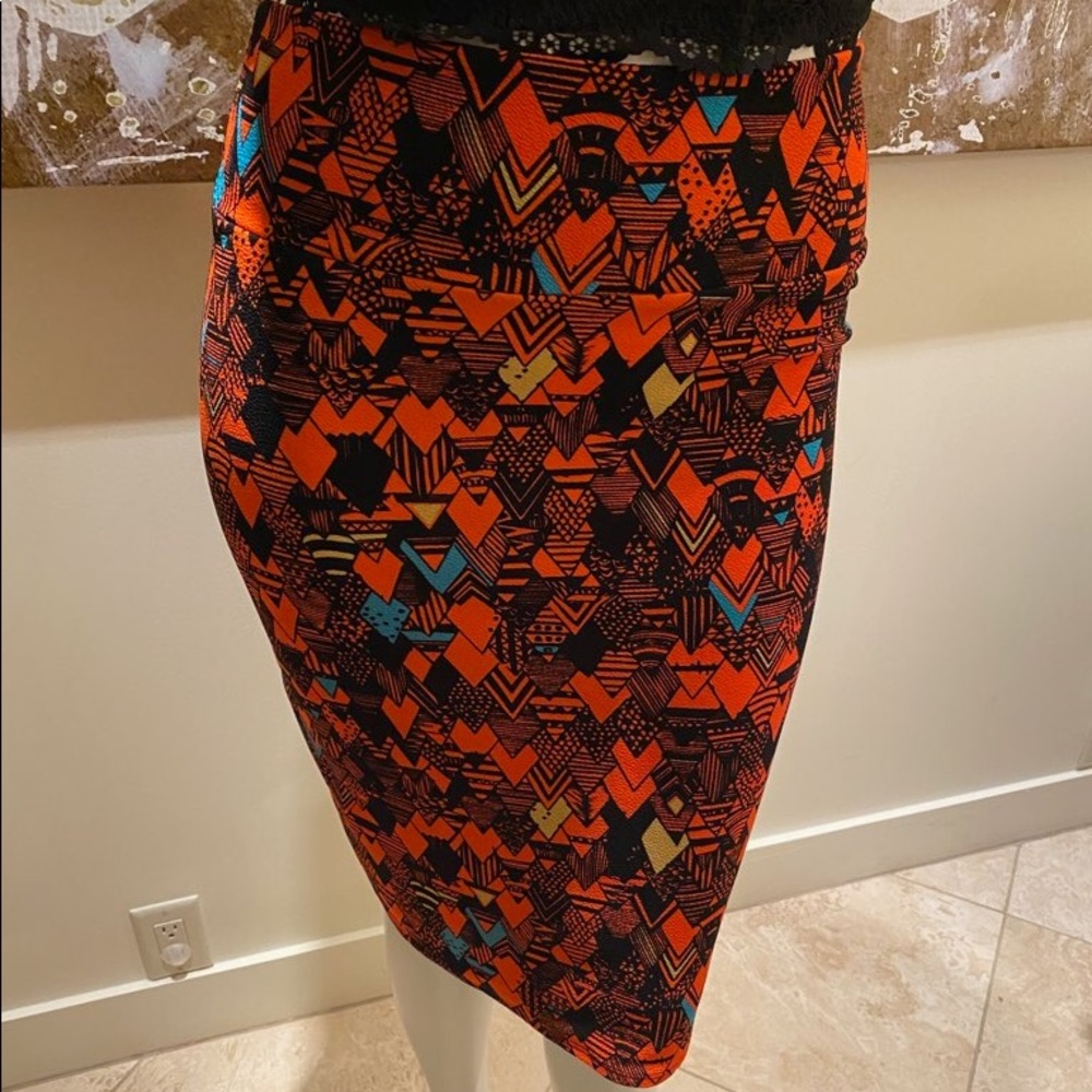 LuLaRoe midi skirt!